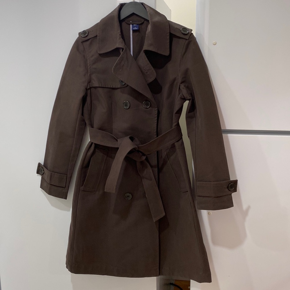 Classic GAP chocolate brown trench coat